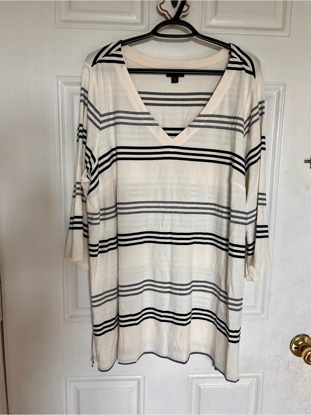 J. Jill | Striped V-Neck Tunic Top in Cream and Black